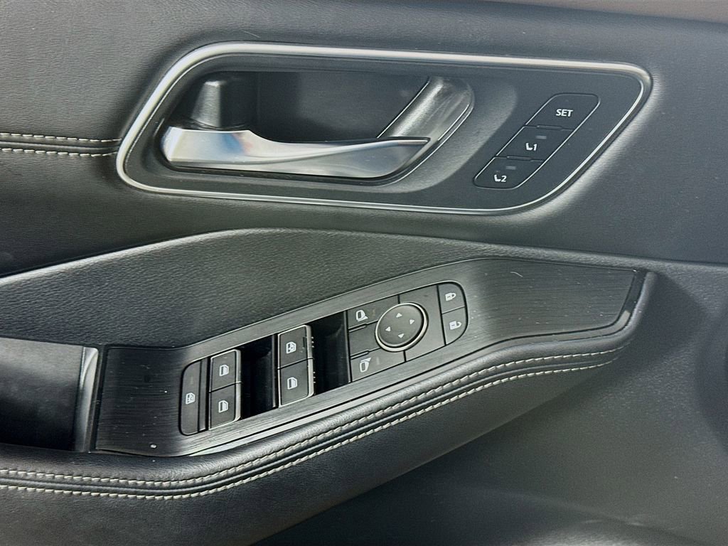 Used 2021 Nissan Rogue SL w/ Premium Package FWD image 22
