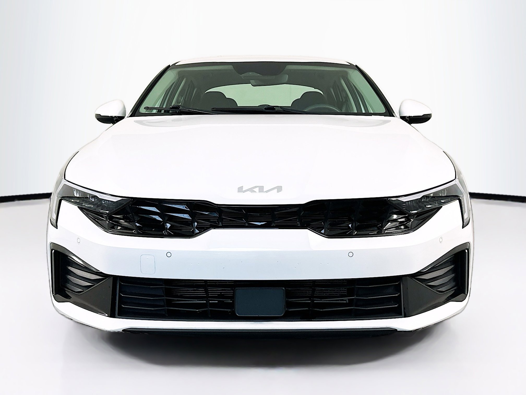 Used 2025 Kia K5 LXS image 2