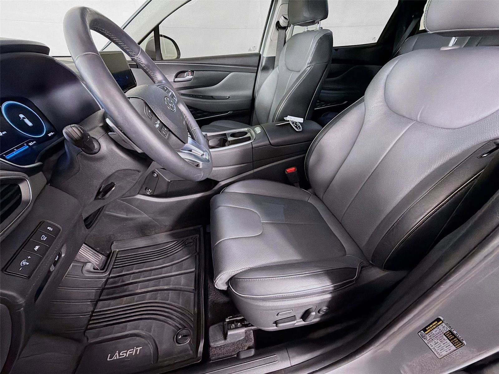 Used 2023 Hyundai Santa Fe Limited AWD/4WD image 11