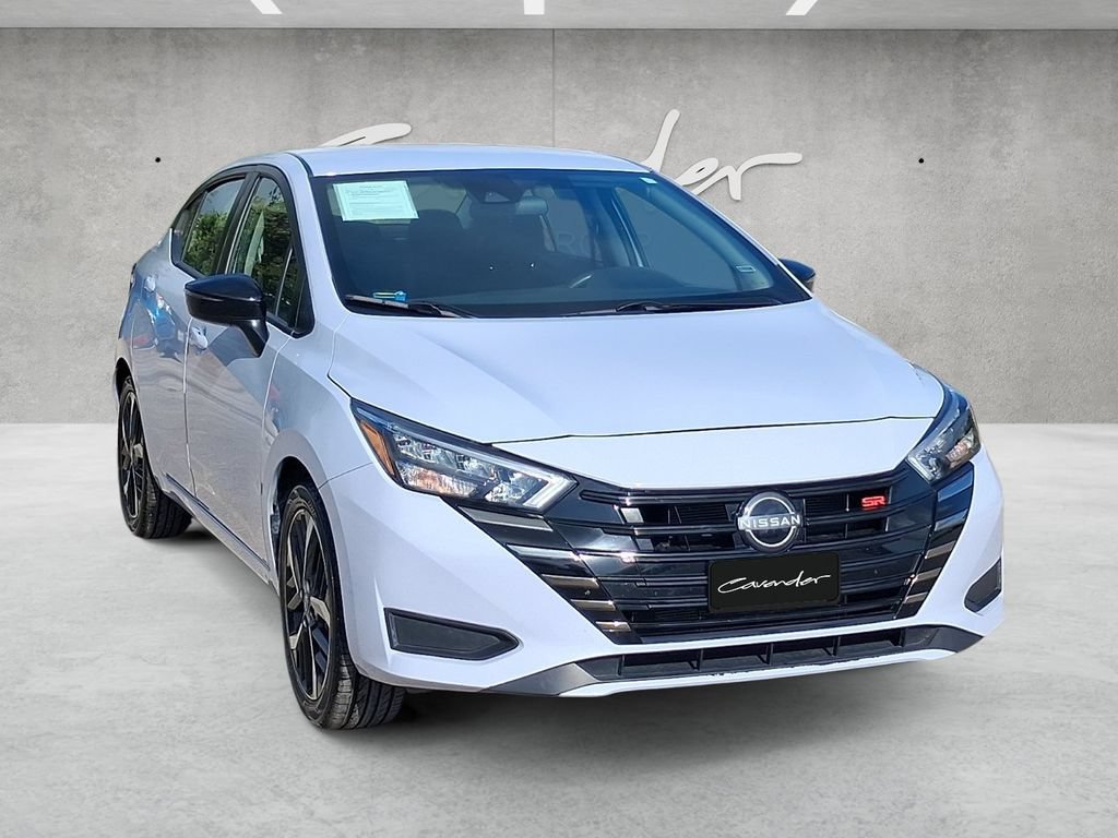 Certified 2025 Nissan Versa SR FWD image 2