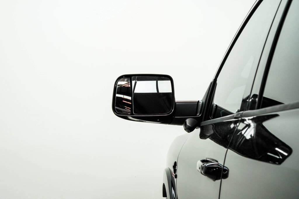 Used 2019 RAM 3500 Laramie w/ Black Appearance Package AWD/4WD image 14