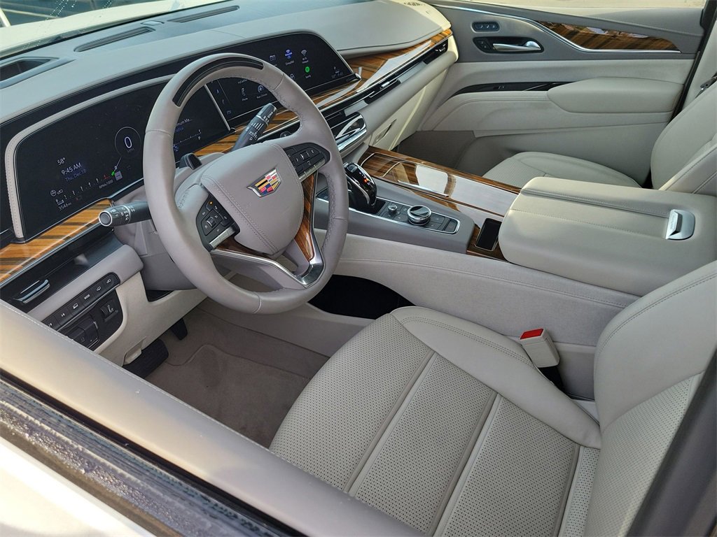 Used 2024 Cadillac Escalade Sport Platinum image 10