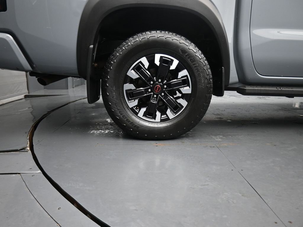 Used 2022 Nissan Frontier PRO-4X w/ Off-Road Protection Package image 10