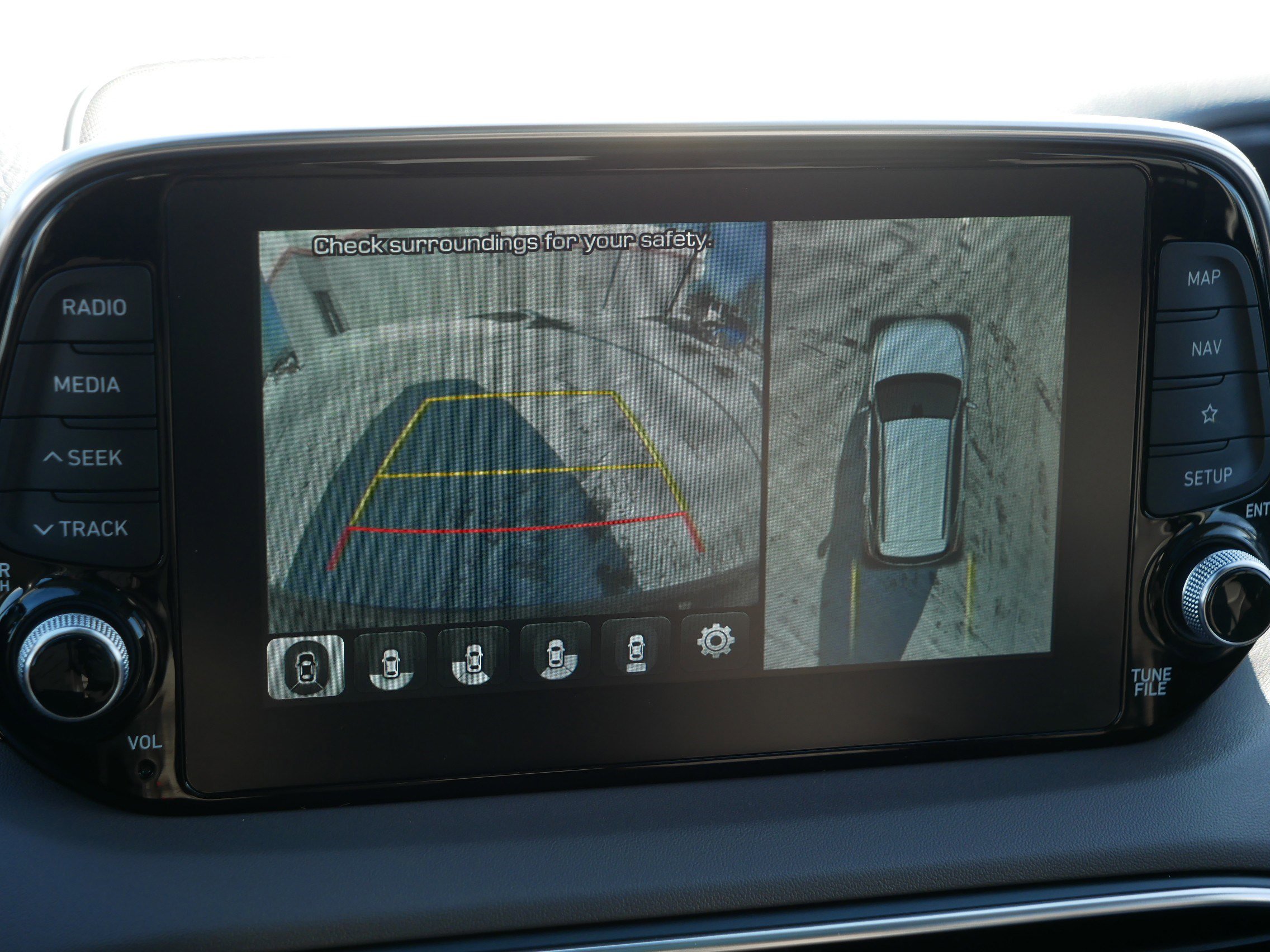 Used 2019 Hyundai Santa Fe AWD image 27