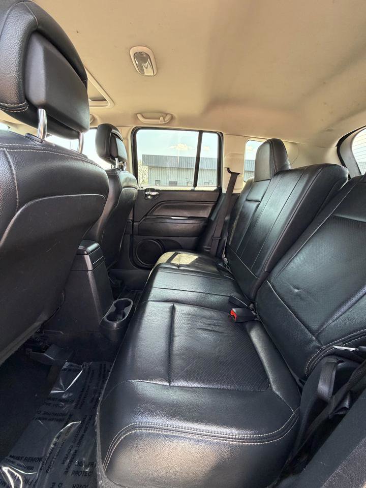 Used 2017 Jeep Compass High Altitude FWD image 34