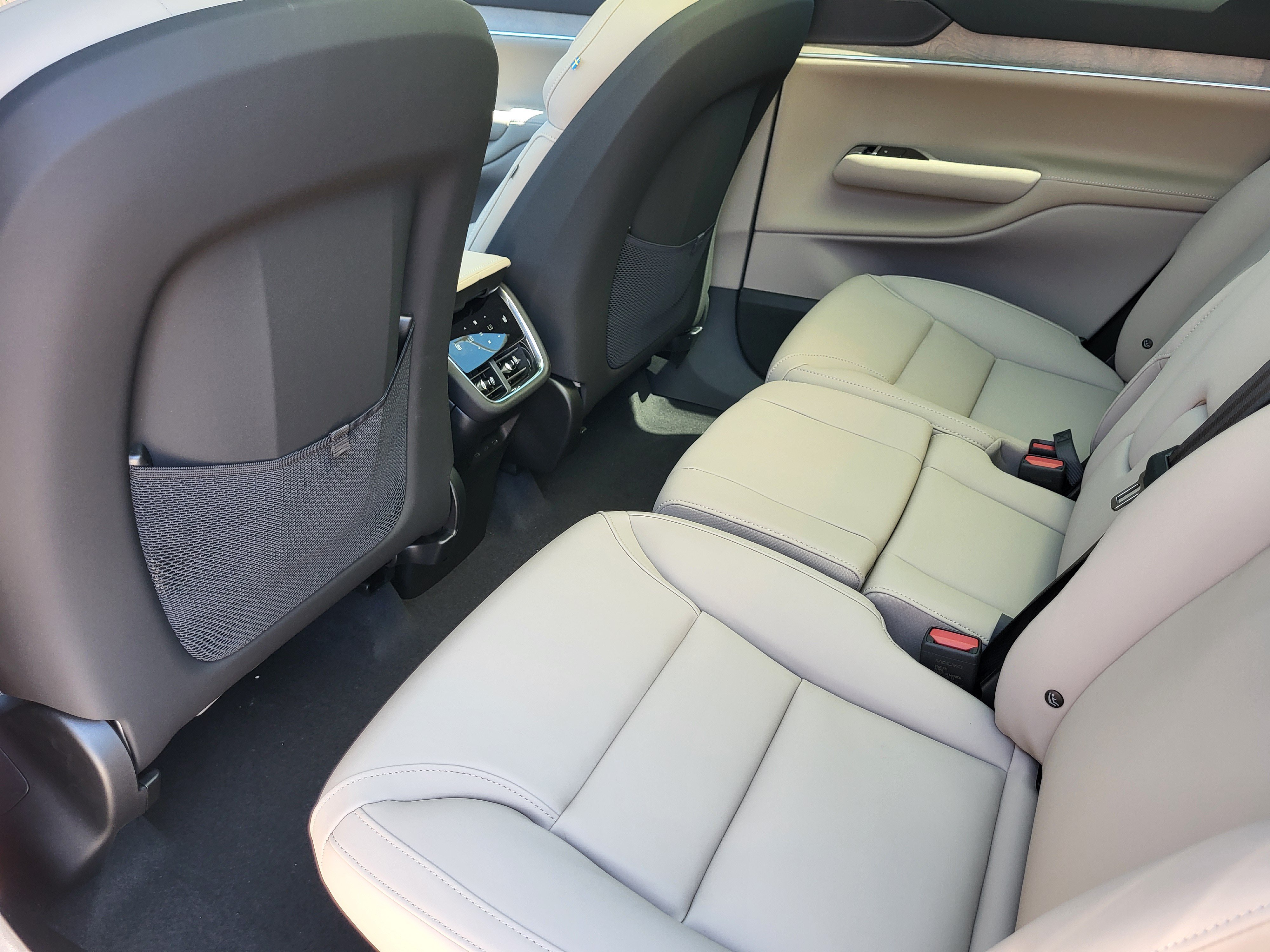 New 2026 Volvo EX90 Plus AWD/4WD image 19