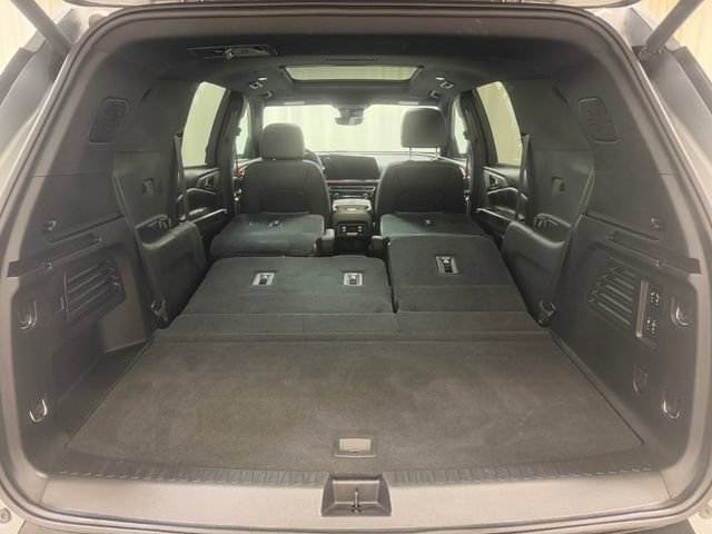 Used 2024 Chevrolet Traverse RS w/ LPO, Floor Liner Package image 36