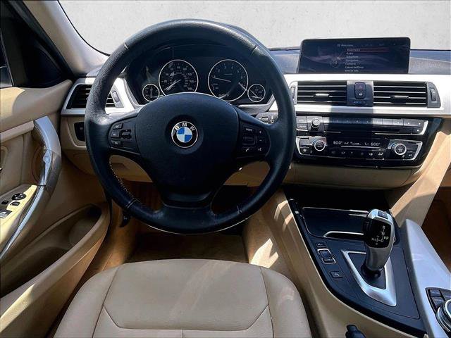 Used 2016 BMW 320i Sedan RWD image 7
