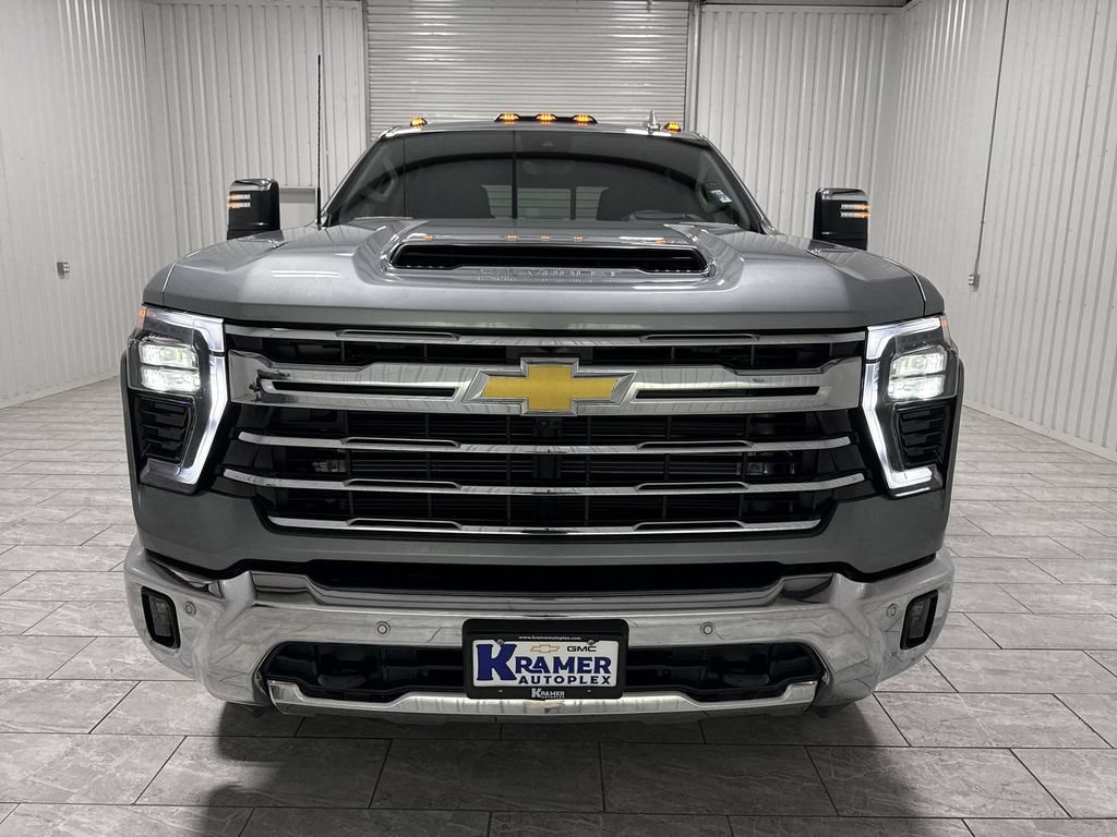 New 2026 Chevrolet Silverado 2500 LTZ w/ LTZ Texas Edition AWD/4WD image 32
