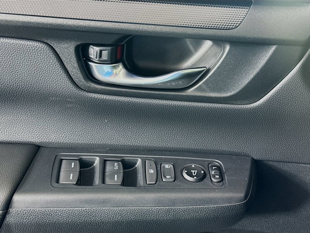 Used 2026 Honda CR-V LX image 19