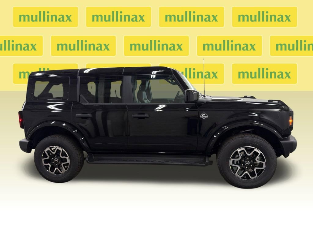 New 2026 Ford Bronco Outer Banks AWD/4WD image 2