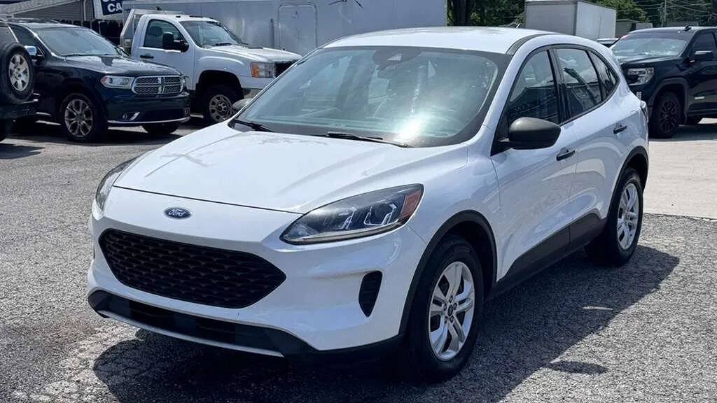 Used 2020 Ford Escape S AWD/4WD image 2