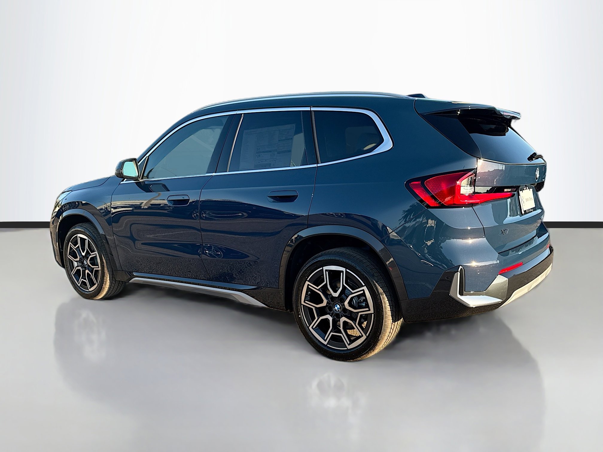 New 2026 BMW X1 xDrive28i w/ Technology Package image 5