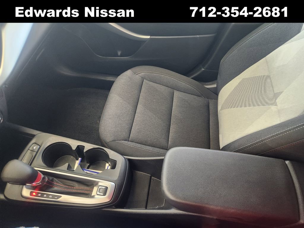 Used 2024 Chevrolet Trax RS w/ Driver Confidence Package image 31