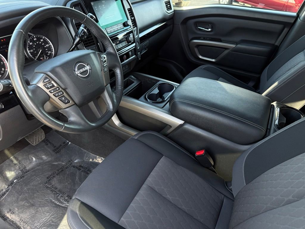 Used 2024 Nissan Titan SV w/ SV Bronze Edition Package RWD image 17
