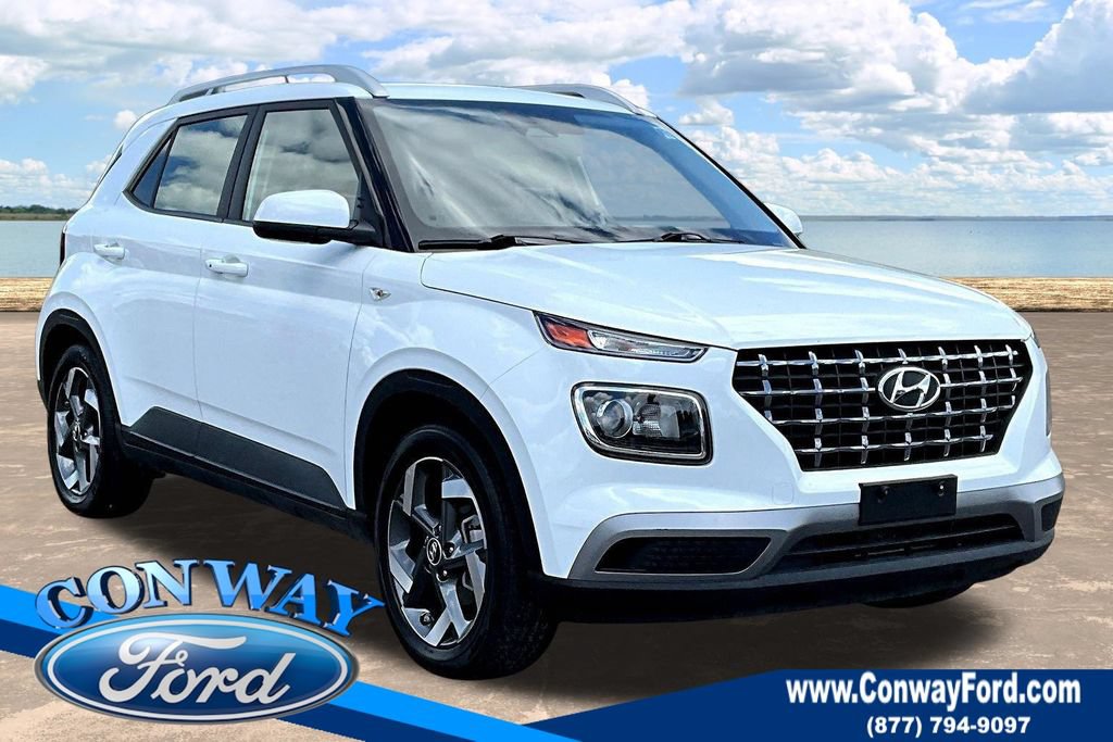 Used 2025 Hyundai Venue SEL FWD video 1