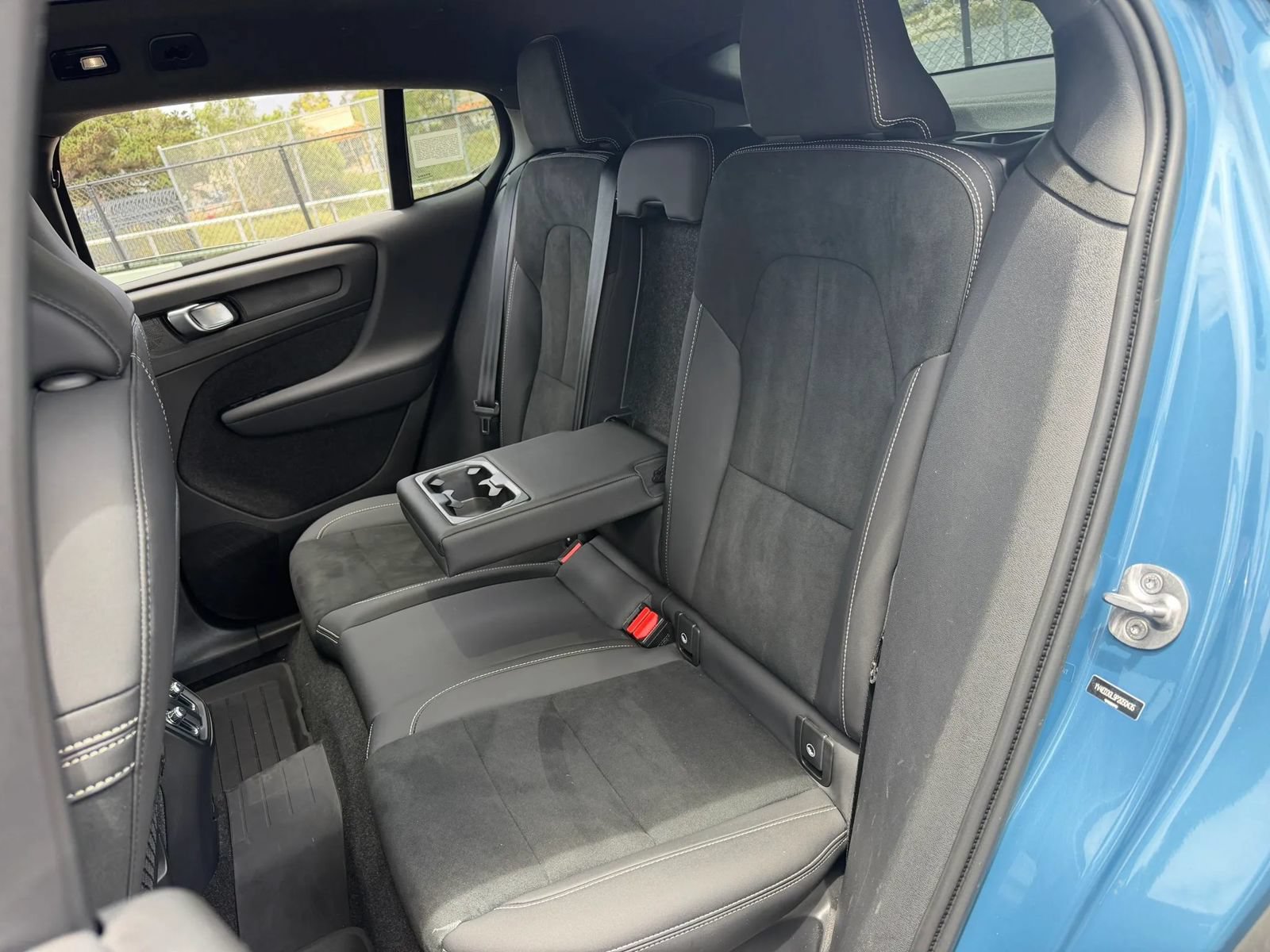 Used 2023 Volvo C40 P8 Recharge Plus w/ Protection Package Premier AWD/4WD image 30