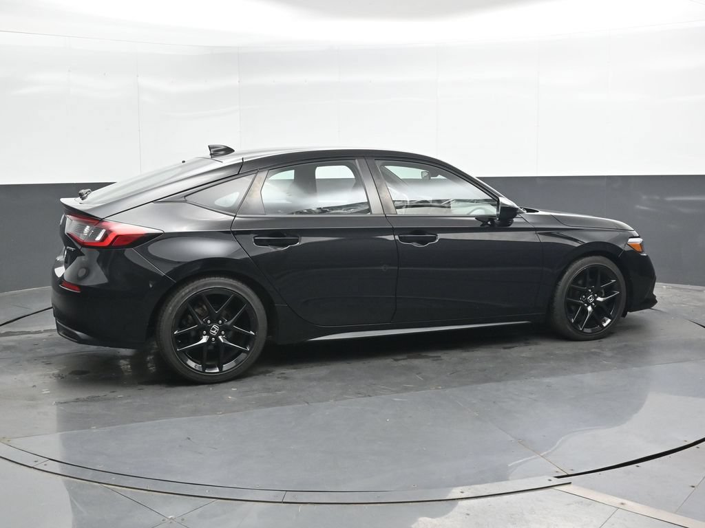 Used 2023 Honda Civic Sport image 3