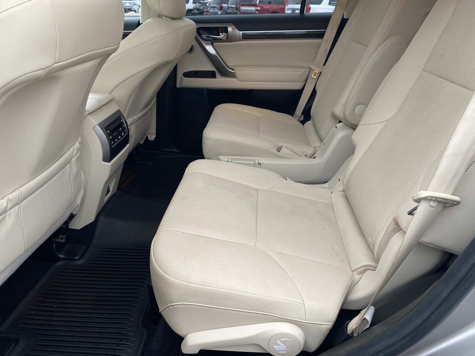 Used 2022 Lexus GX 460 Premium image 27