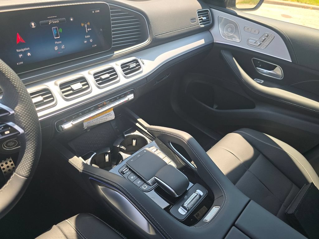 New 2026 Mercedes-Benz GLS 450 4MATIC image 32
