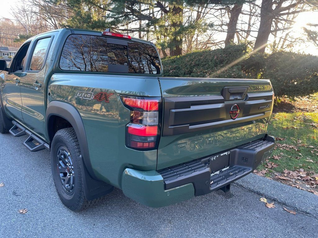 New 2026 Nissan Frontier PRO-4X w/ Pro-4x Convenience Package image 3
