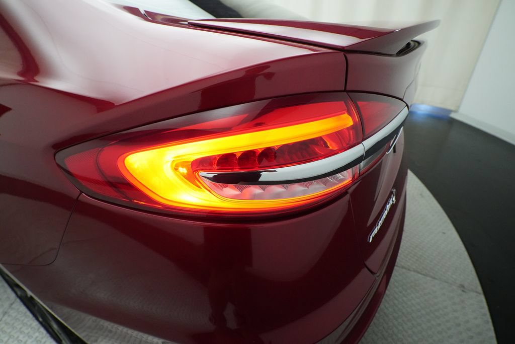 Used 2020 Ford Fusion SE w/ Equipment Group 151A FWD image 33