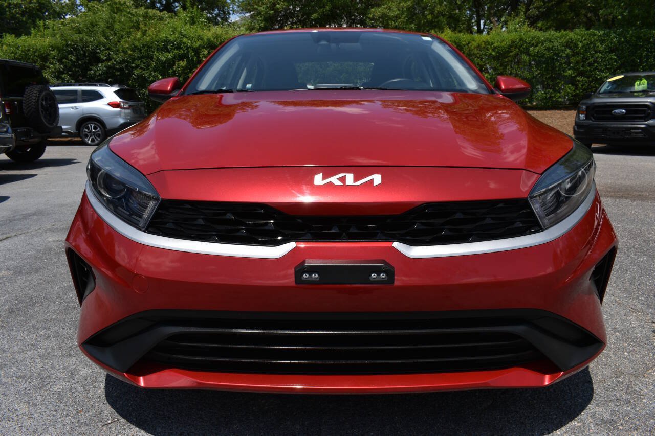 Used 2023 Kia Forte LXS FWD image 5