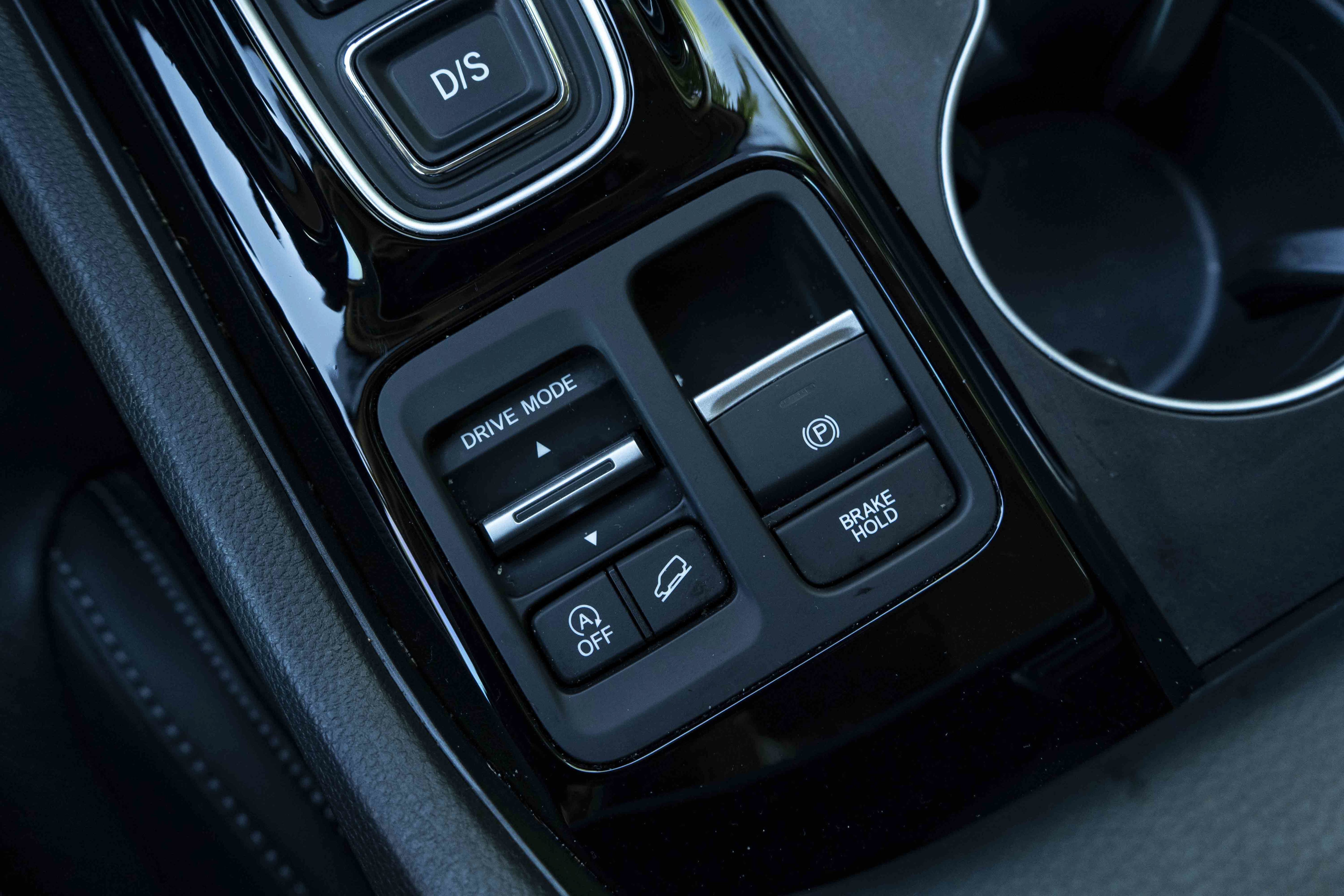 Used 2025 Honda Pilot Touring image 29