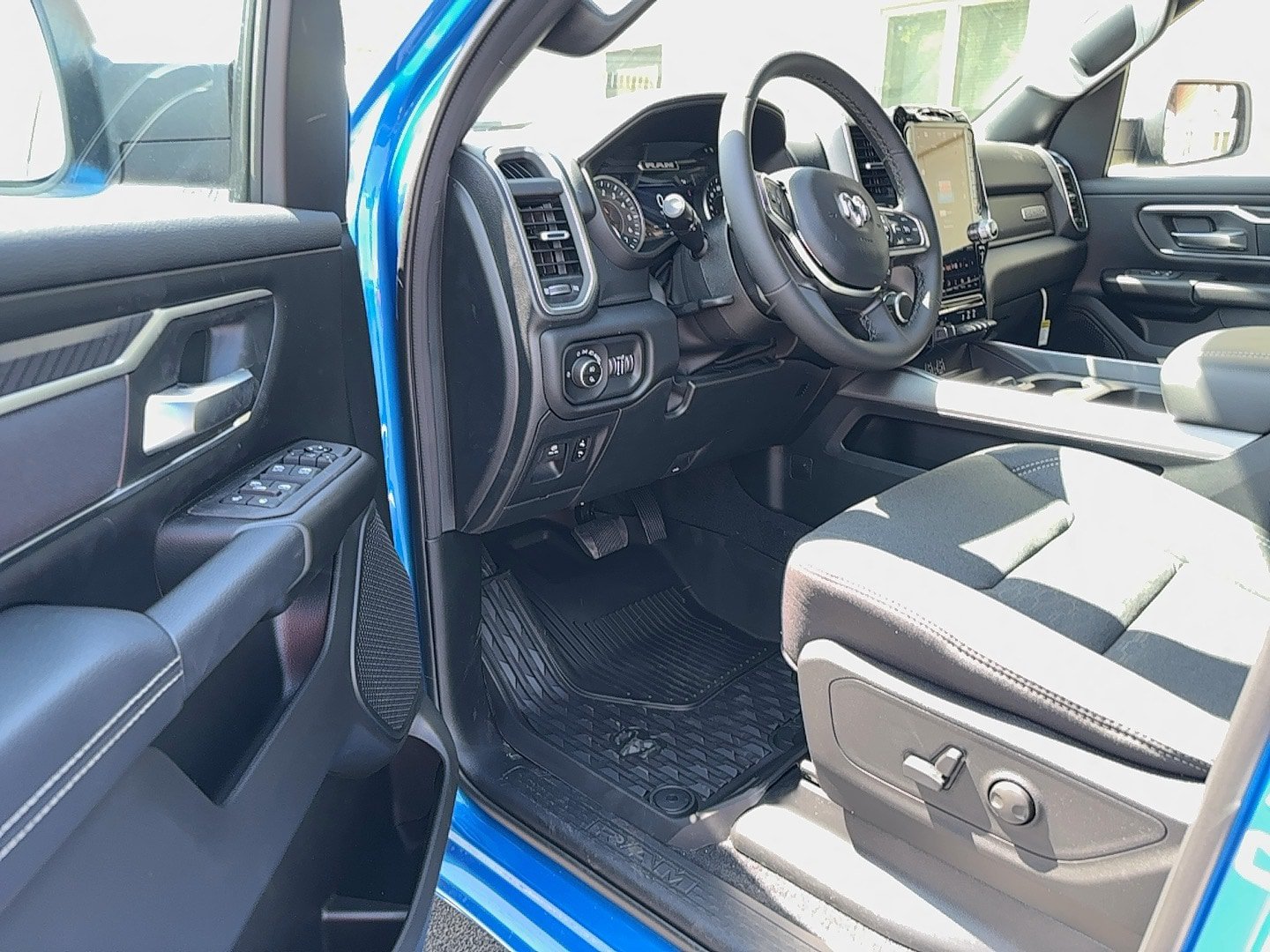 New 2026 RAM 1500 Big Horn AWD/4WD image 21