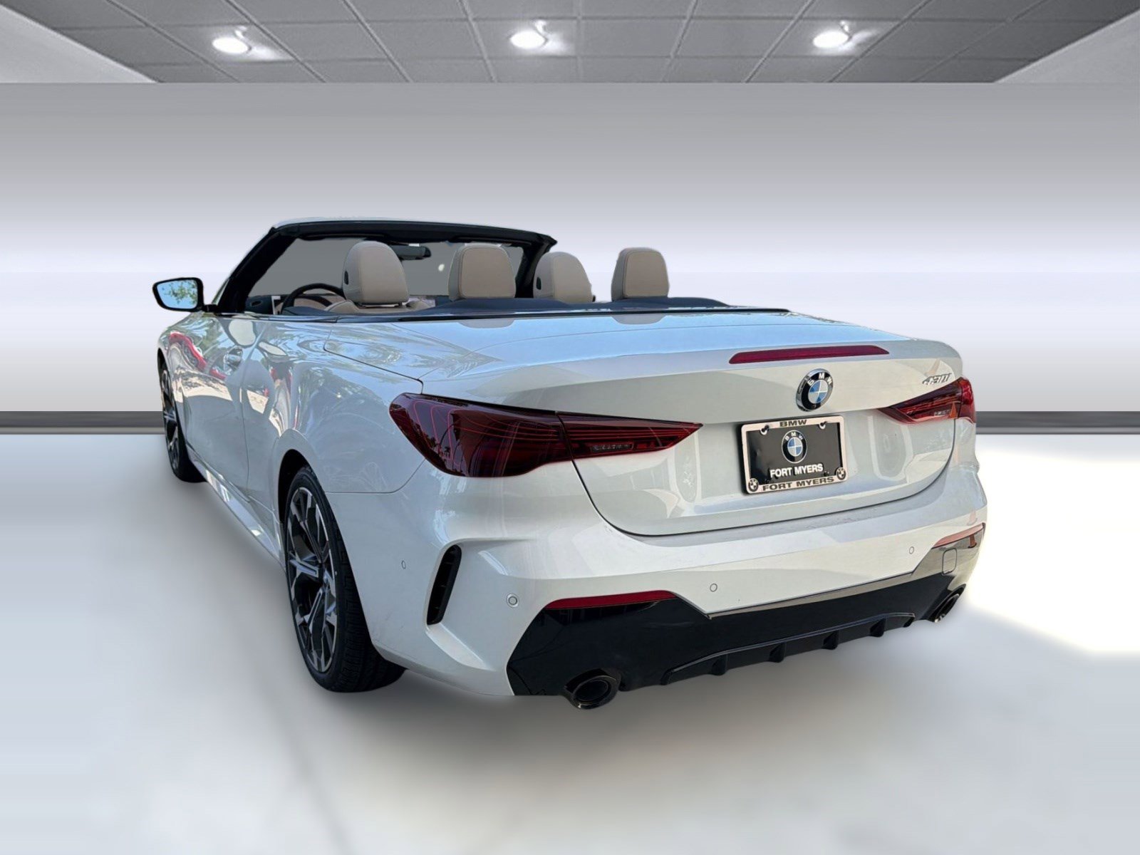 New 2027 BMW 430i Convertible RWD image 3