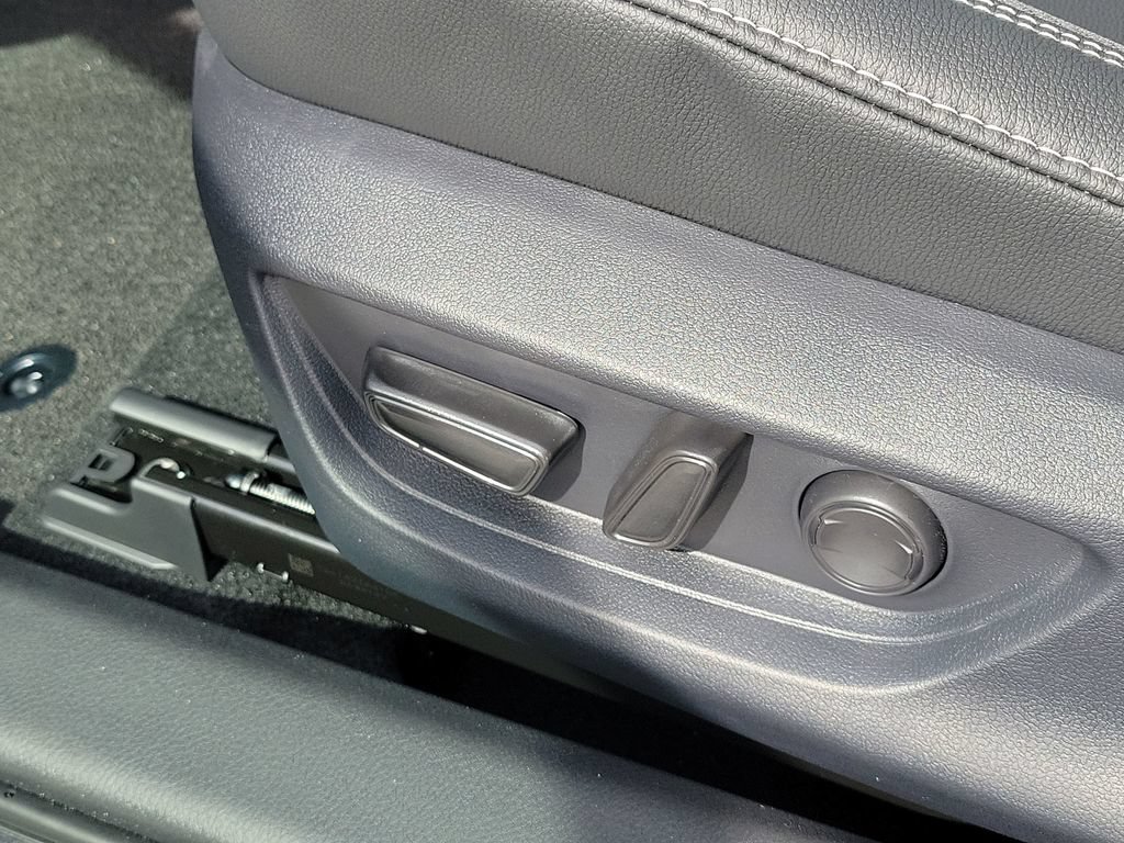 New 2026 Toyota Camry SE FWD image 22