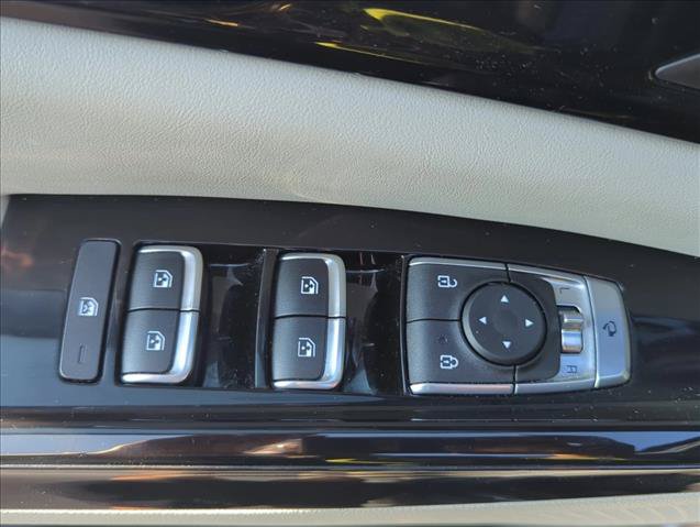 Used 2024 Kia Carnival SX FWD image 10