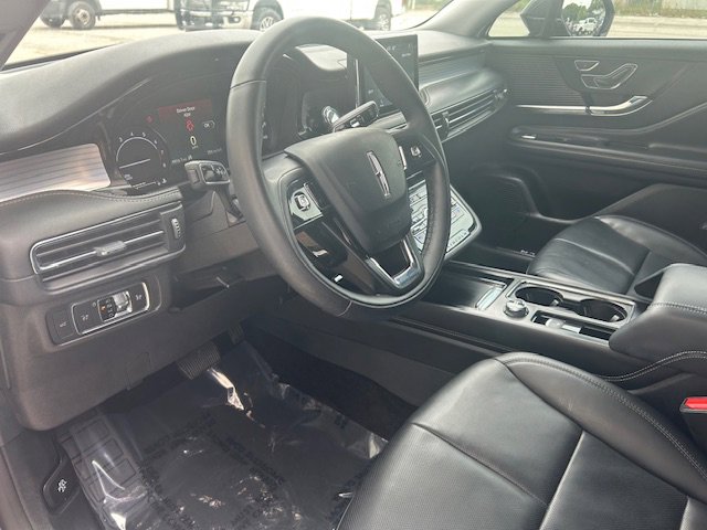 Used 2022 Lincoln Corsair AWD w/ Equipment Group 101A image 17