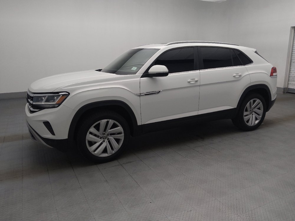 Used 2021 Volkswagen Atlas Cross Sport SE FWD image 2