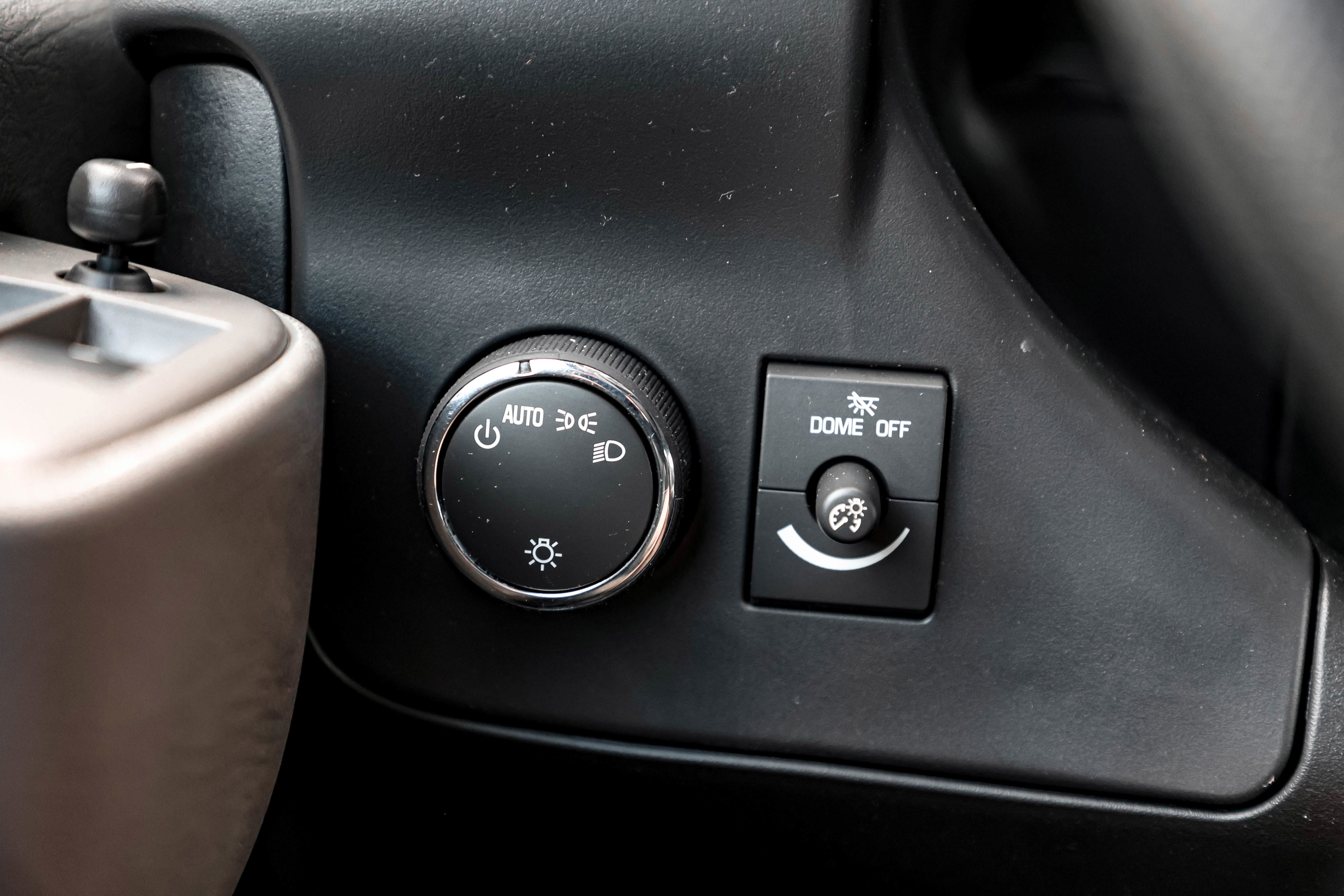 New 2025 GMC Savana 3500 w/ Driver Convenience Package image 30