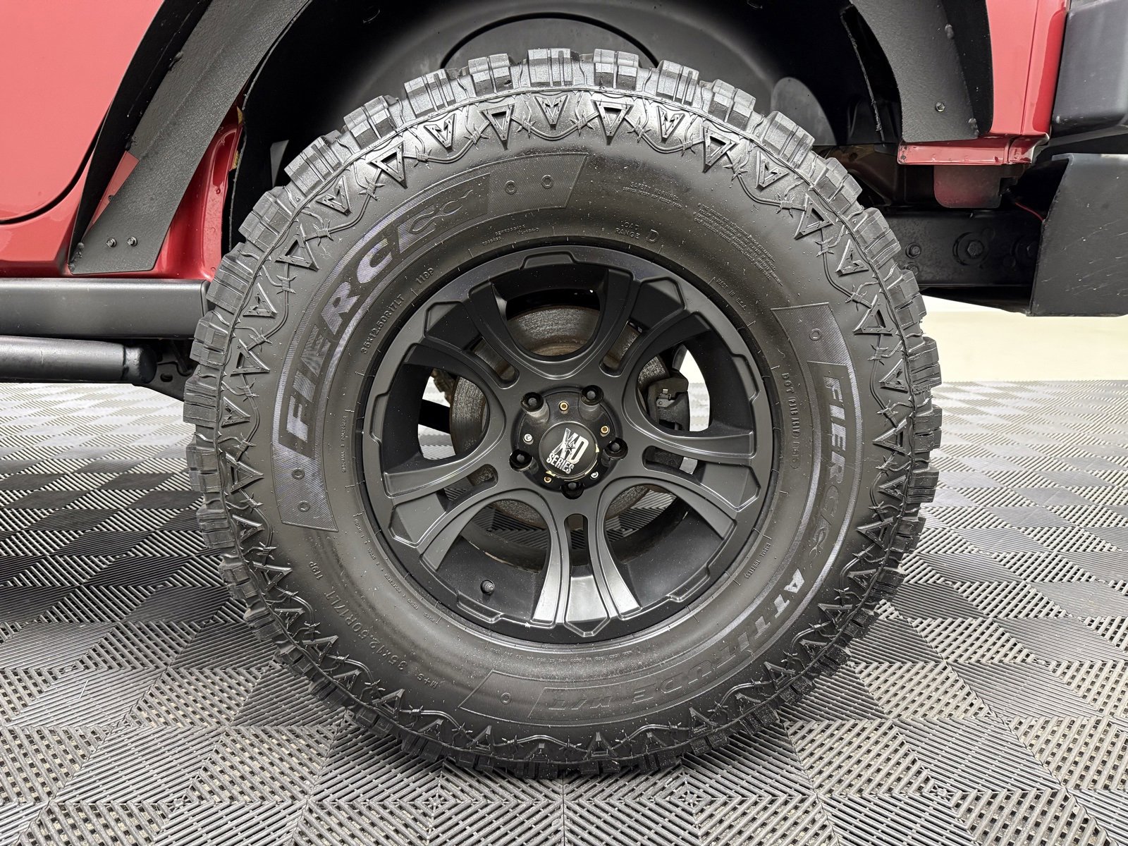 Used 2012 Jeep Wrangler Unlimited Rubicon w/ Connectivity Group image 12