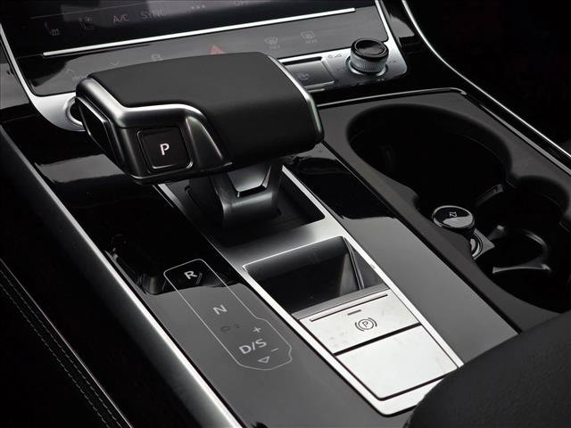 New 2026 Audi Q7 3.0T Premium Plus AWD/4WD image 24
