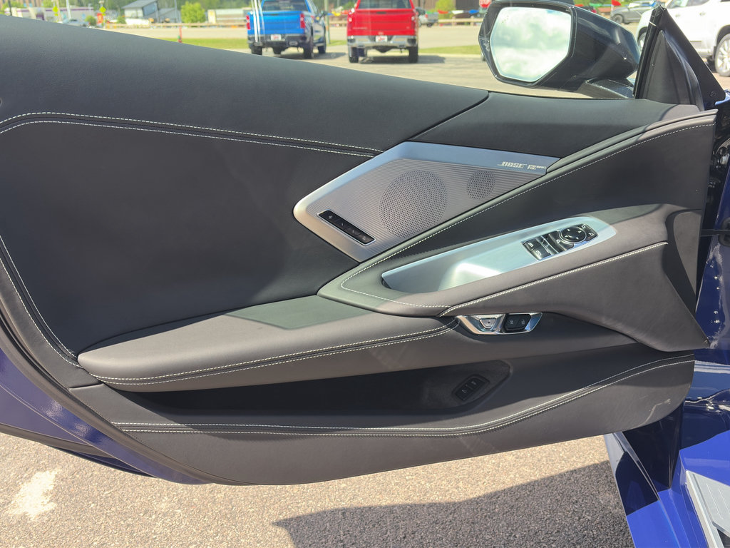 Used 2026 Chevrolet Corvette Stingray Premium Cpe w/ Z51 Performance Package RWD image 9