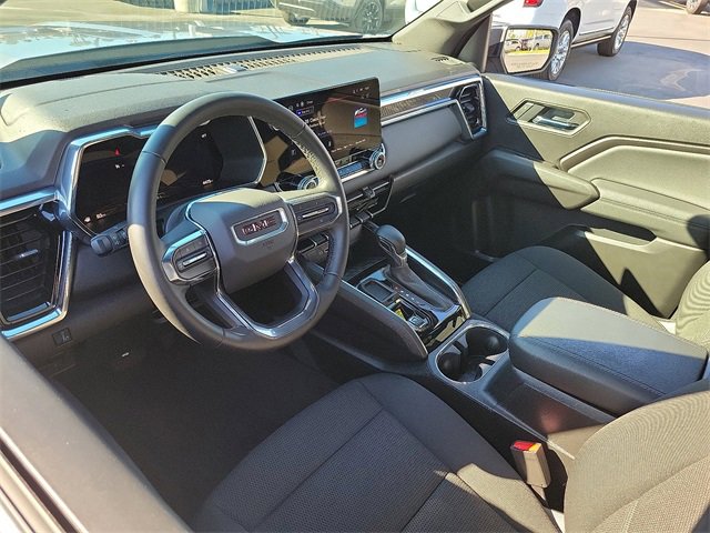 Used 2025 GMC Canyon Elevation image 7