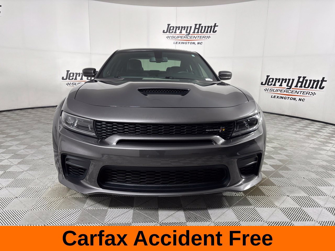 Used 2022 Dodge Charger Scat Pack RWD image 3