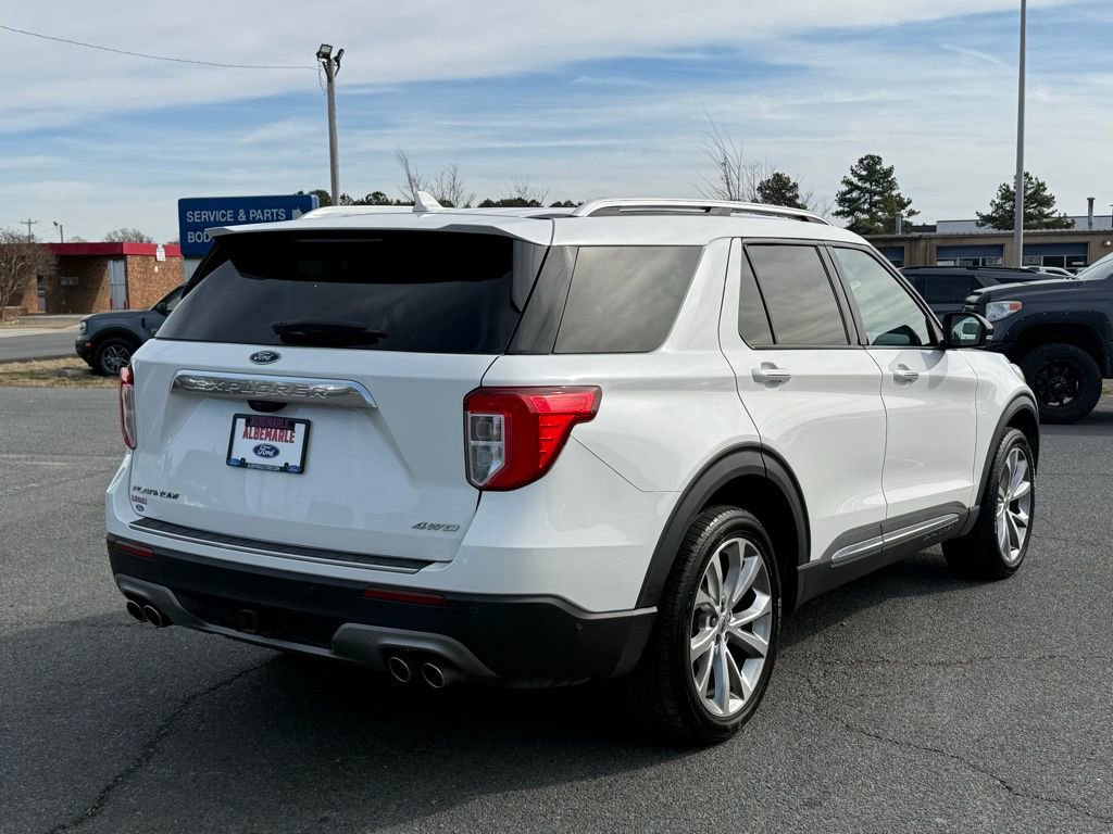 Used 2021 Ford Explorer Platinum w/ Equipment Group 601A AWD/4WD image 3