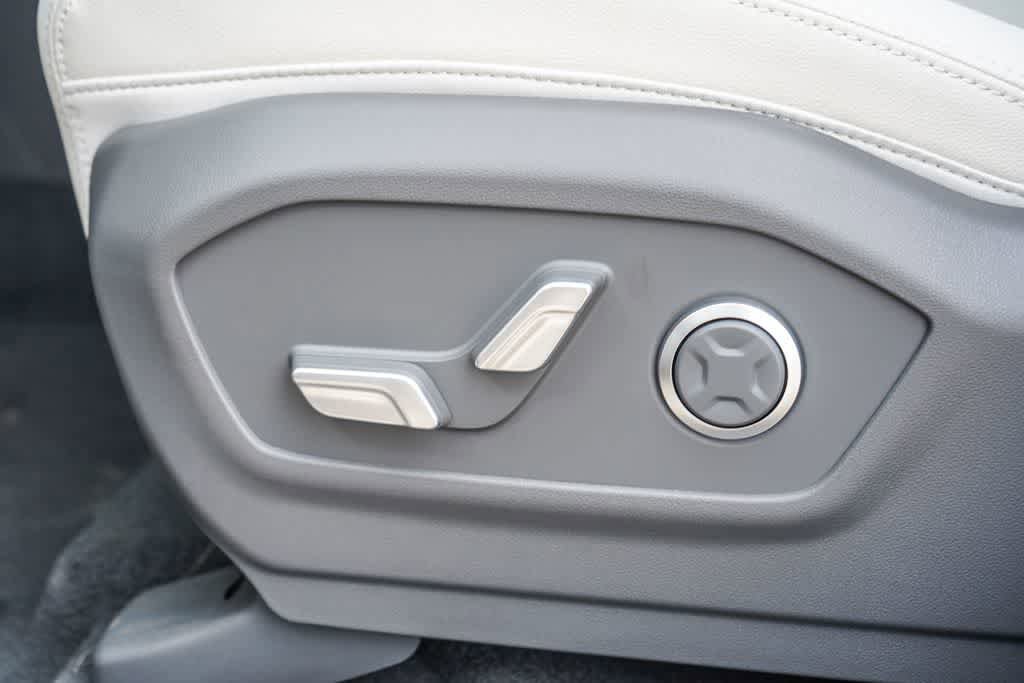 New 2026 Hyundai Santa Fe Limited AWD/4WD image 20