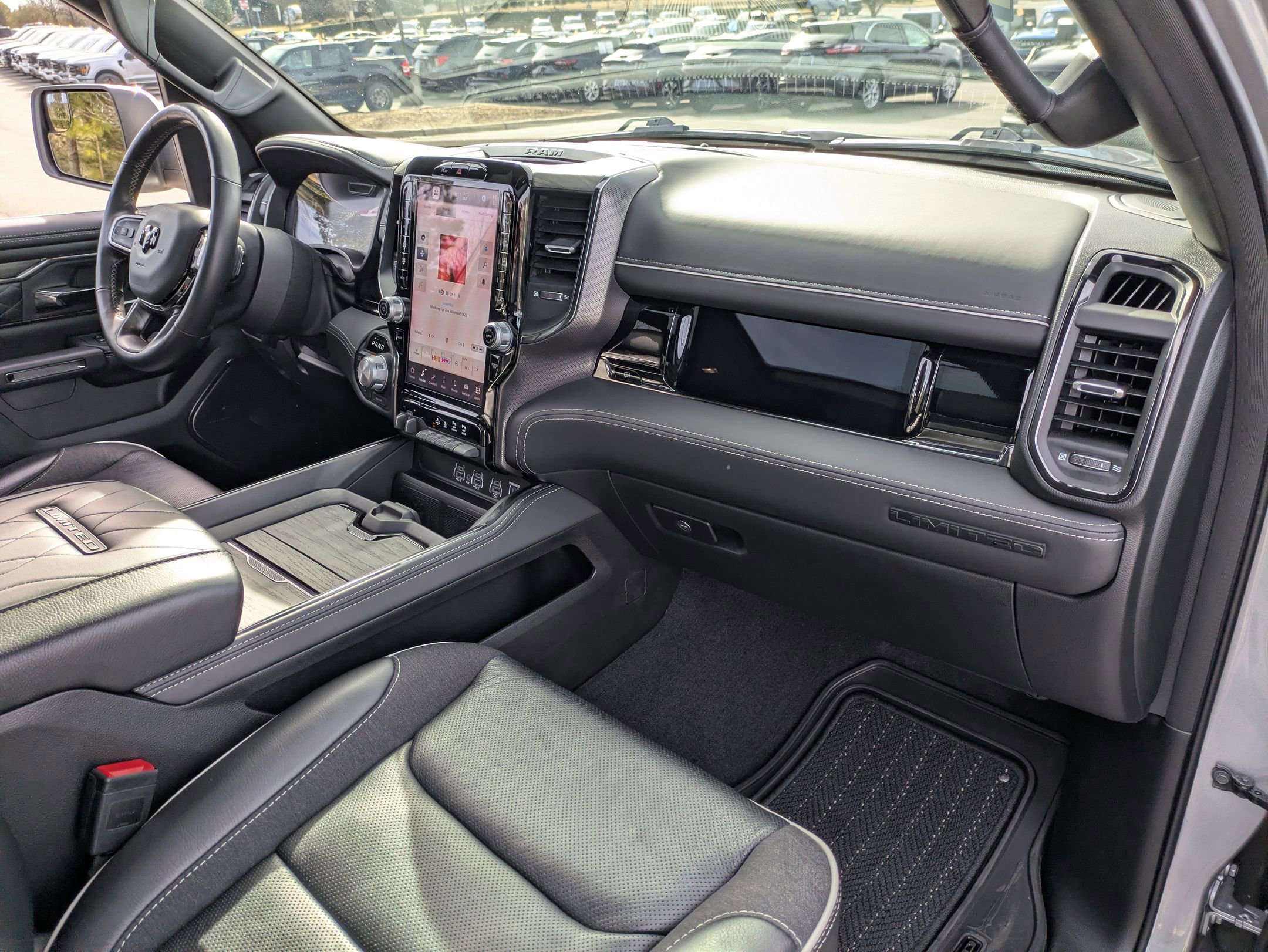 Used 2025 RAM 1500 Limited image 42