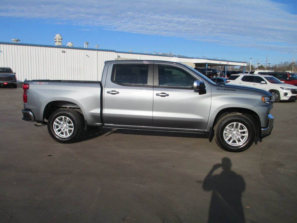 Used 2021 Chevrolet Silverado 1500 LT w/ LPO, Dark Essentials Package image 3