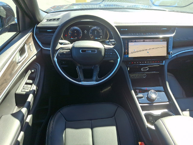New 2027 Jeep Grand Cherokee Limited AWD/4WD image 8