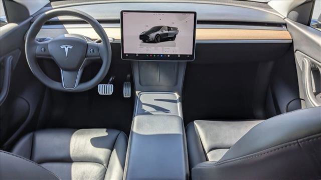Used 2022 Tesla Model Y Performance image 23