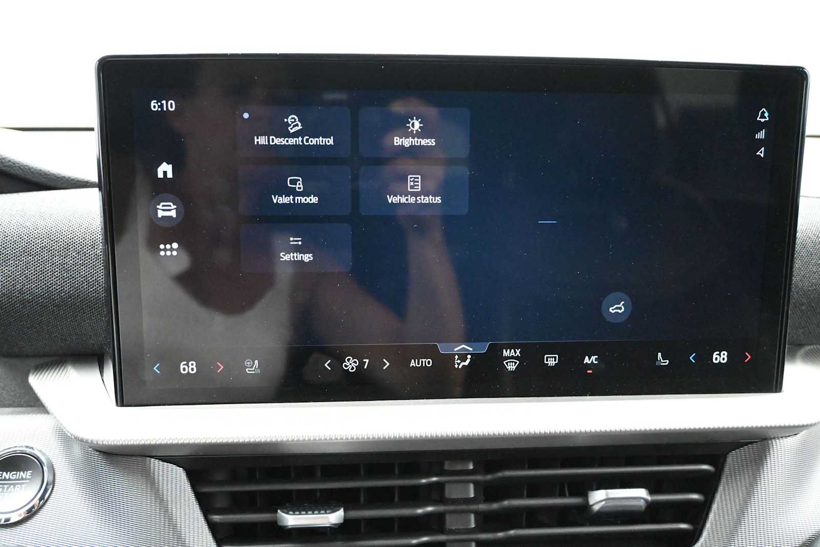 Used 2025 Ford Explorer ST-Line AWD/4WD image 21