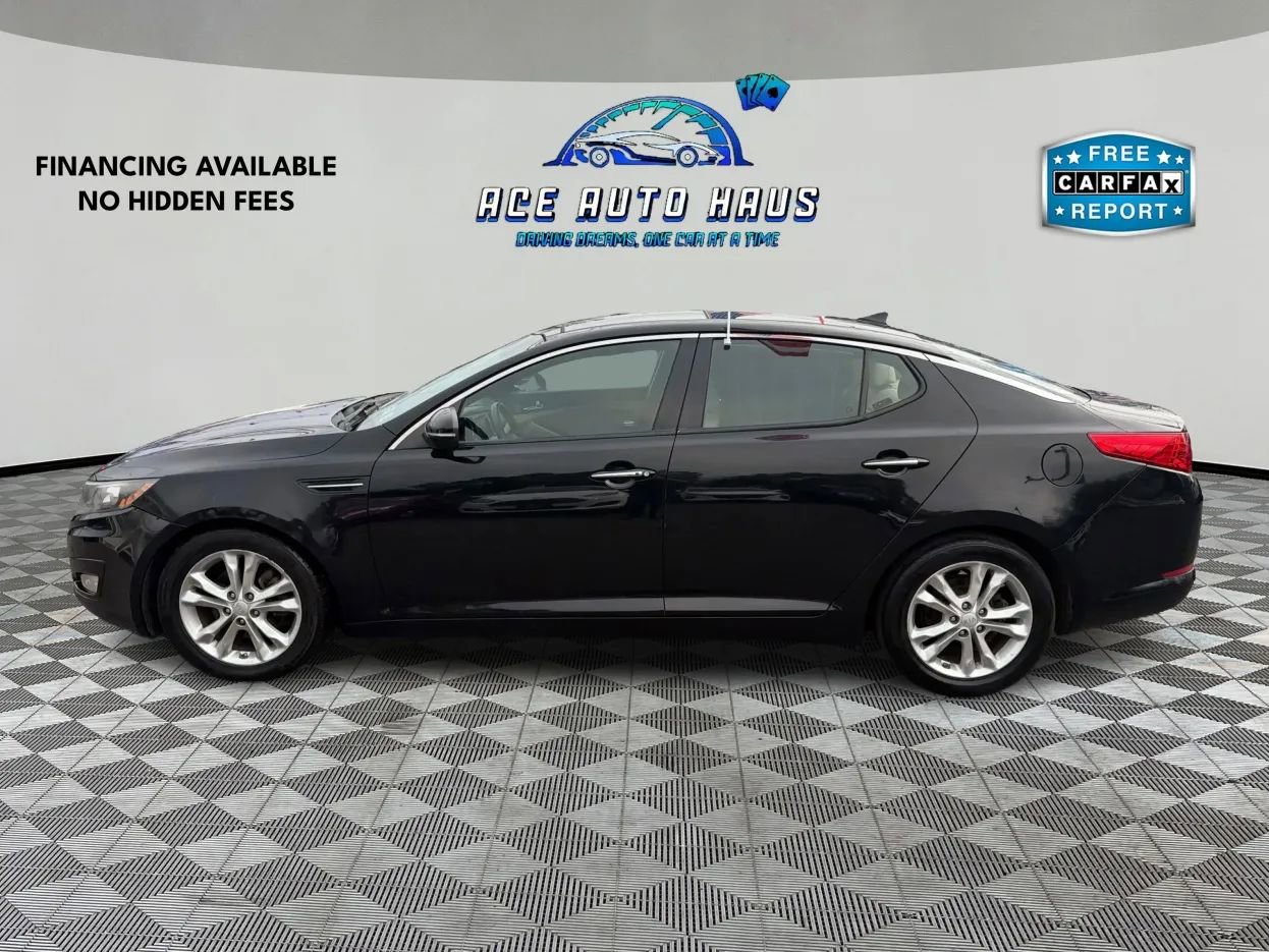 Used 2012 Kia Optima EX w/ Premium Pkg image 4