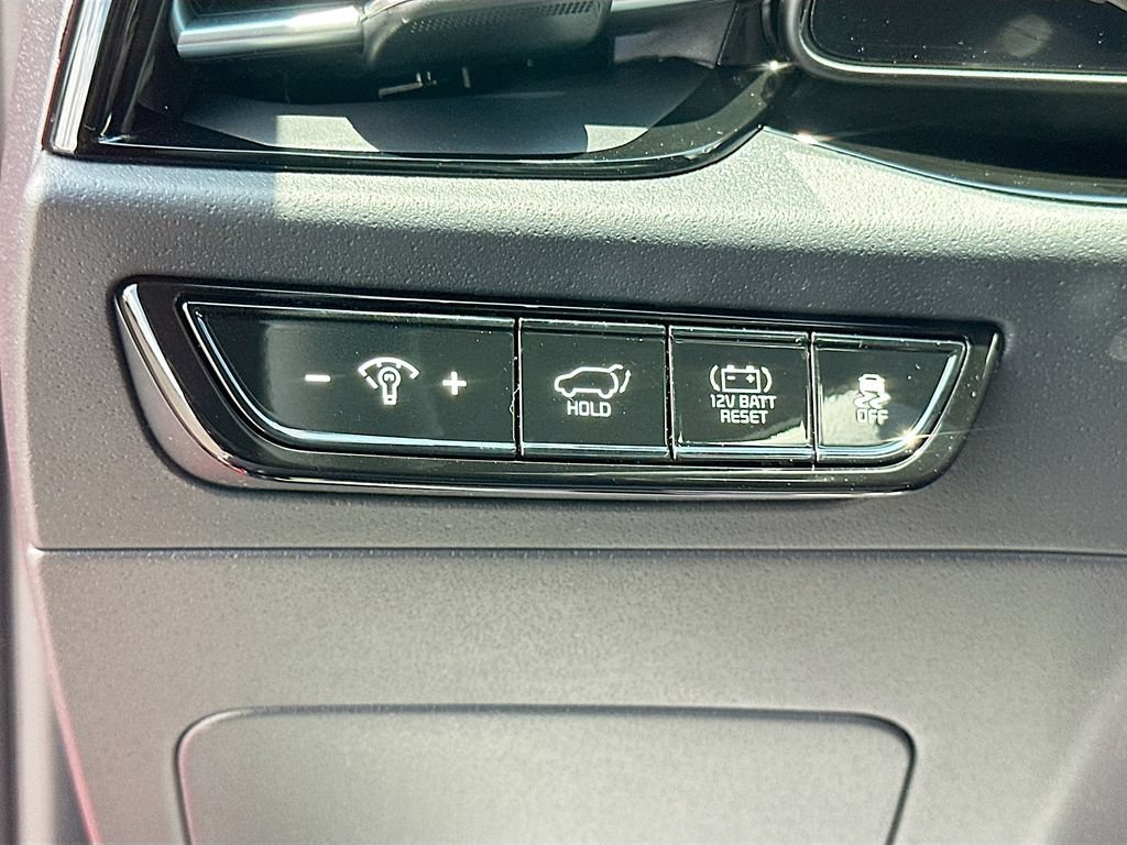 New 2026 Kia Niro FWD image 10