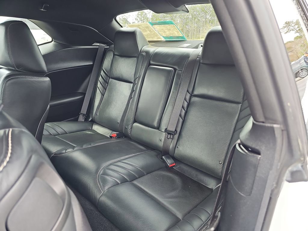 Used 2020 Dodge Challenger SRT Hellcat w/ Plus Package image 18